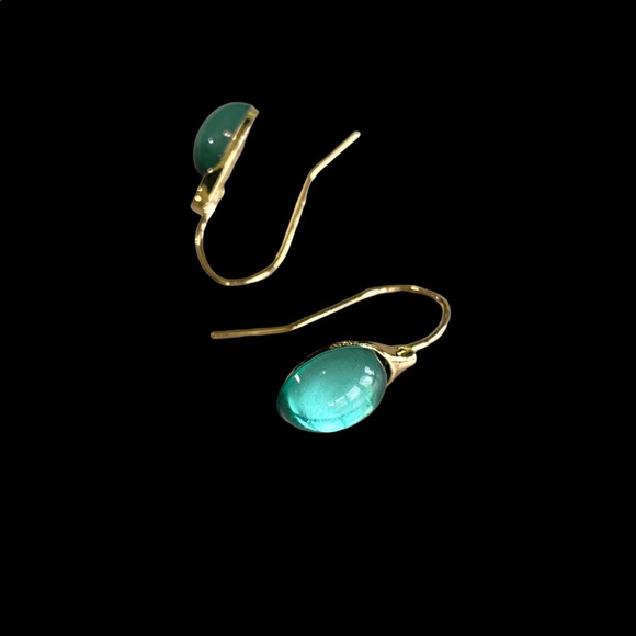 GOLD EARRINGS WITH GREEN INLAY BRAND NEW - Picture 2 of 4